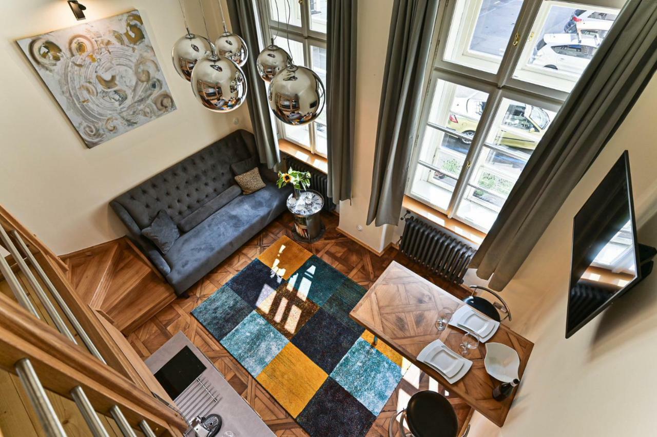 Apartment Nebovidy II - Air Conditioning - Historic City Center Praga Esterno foto