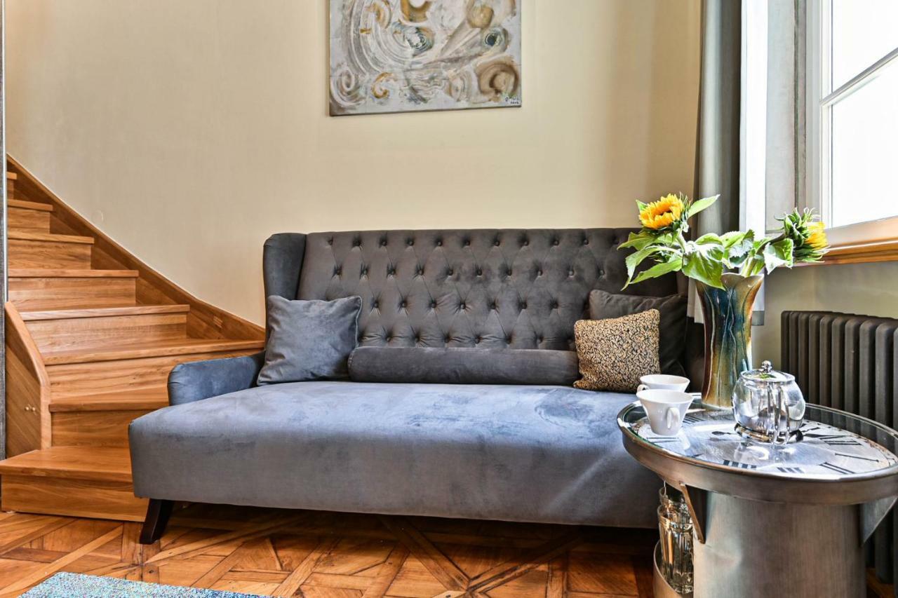 Apartment Nebovidy II - Air Conditioning - Historic City Center Praga Esterno foto