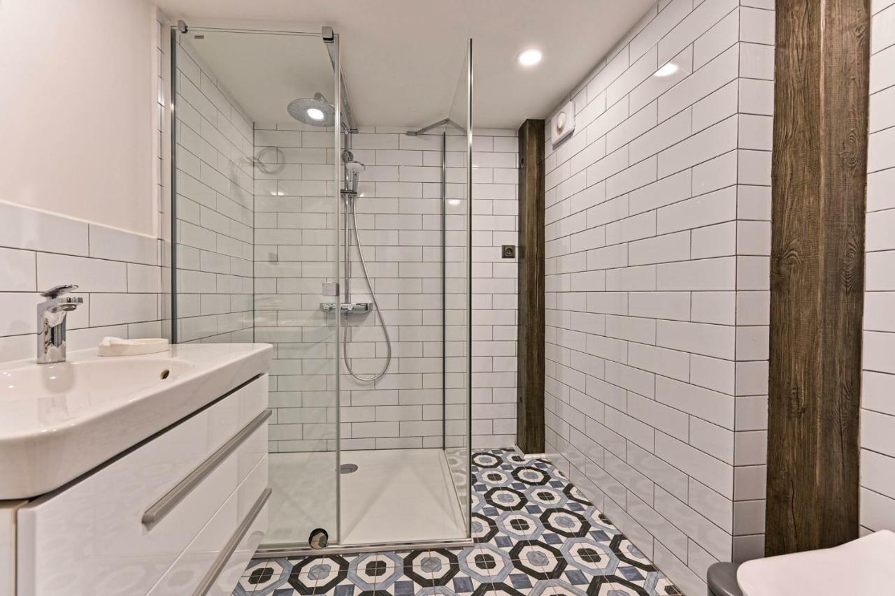 Apartment Nebovidy II - Air Conditioning - Historic City Center Praga Esterno foto