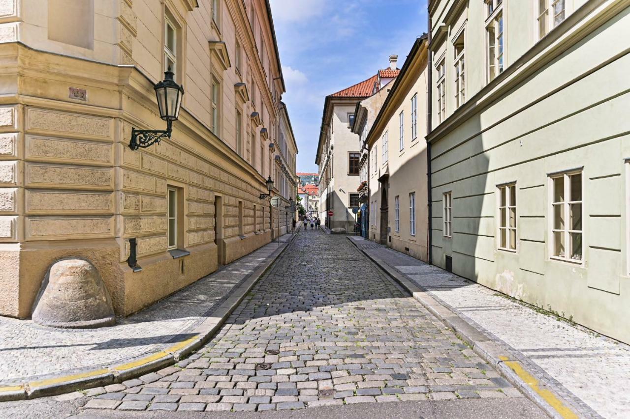 Apartment Nebovidy II - Air Conditioning - Historic City Center Praga Esterno foto