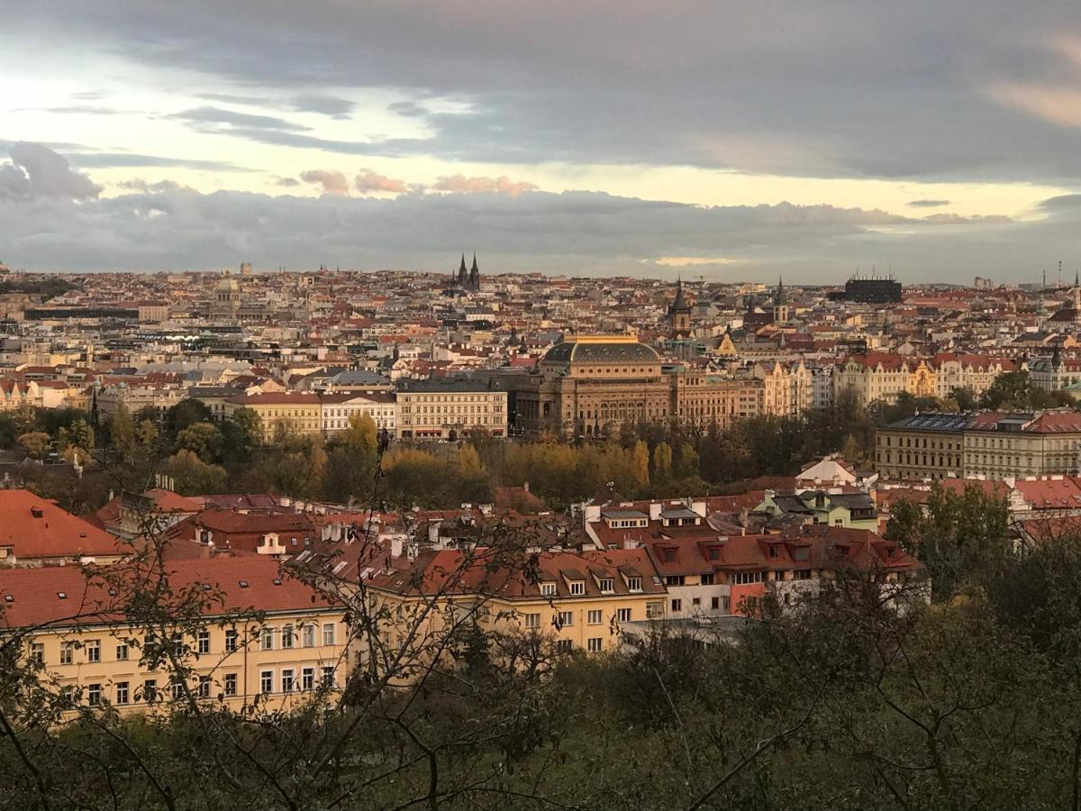 Apartment Nebovidy II - Air Conditioning - Historic City Center Praga Esterno foto